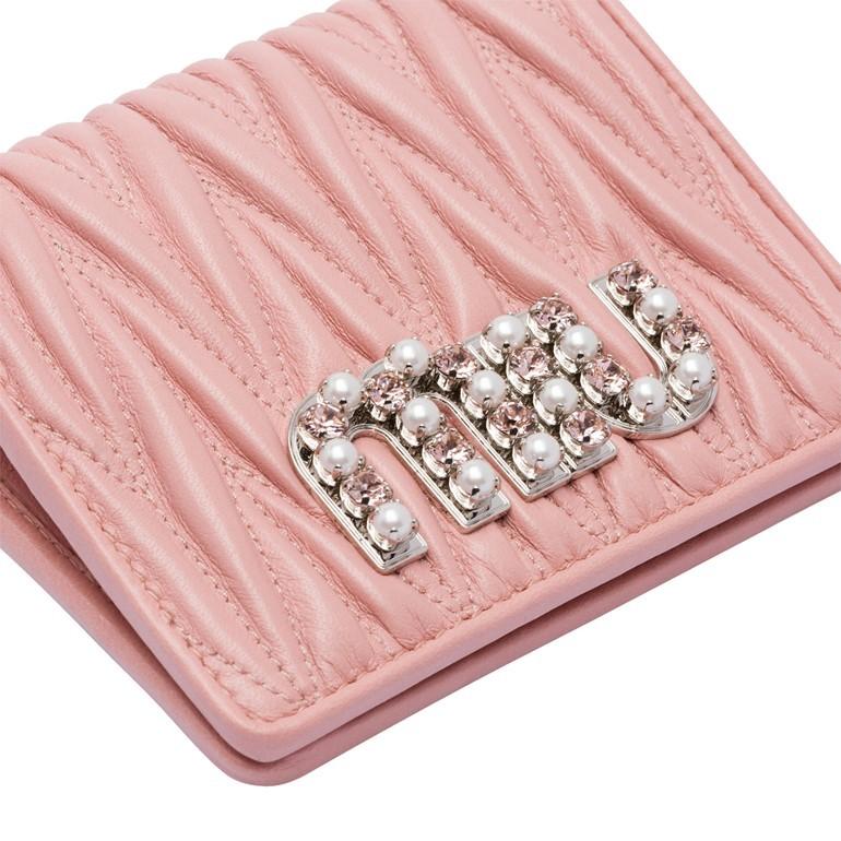 当店だけの限定モデル 新品未使用 miumiu ミュウ クリスタル パール
