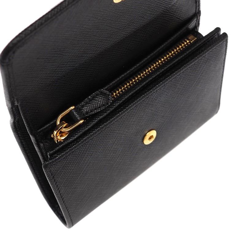 プラダ サフィアーノレザー 三つ折り財布 メタルロゴ ジップ小銭入れ  