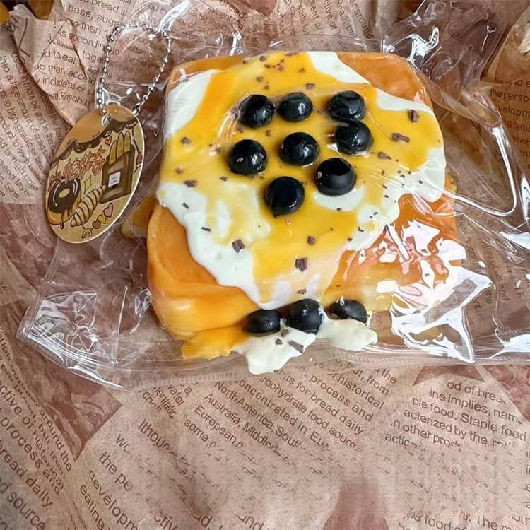 ぷにぷに フルーツケーキ クリームケーキ 高弾力 スクイーズケーキおもちゃ 水感スクイーズ 柔らか手触り トースト かわいい 低反発 泥感 ストレス |  | 16