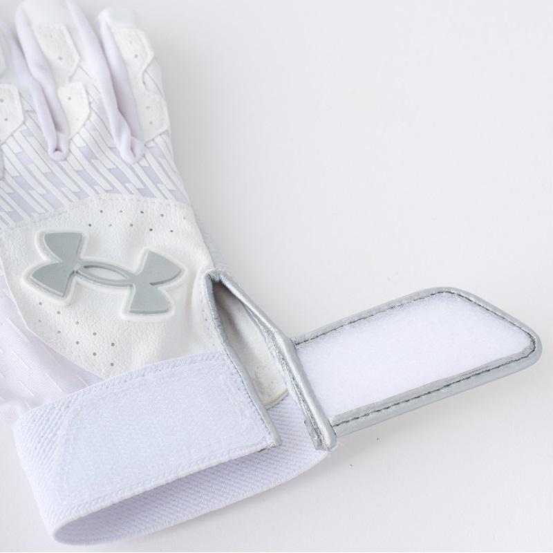 UNDER ARMOUR（アンダーアーマー） 野球 子供用 バッティンググローブ