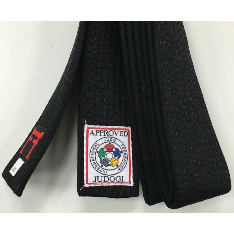 サイズ300cm(5号相当)のみファイティングフィルムズ 柔道 黒帯 IJF公認 鳥居のようなマーク |  | 01