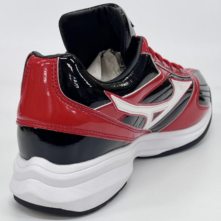 Mizuno 野球シューズ 黒/赤 未使用ミズノMIZUNO 28㎝ 黒赤 野球スパイク シューズ ポイント