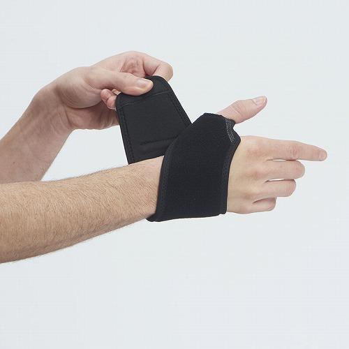 両手セット マジコスポルト 野球 両手用 リストデュアルガード(リストガード) 打者用防具 set38 |  | 05