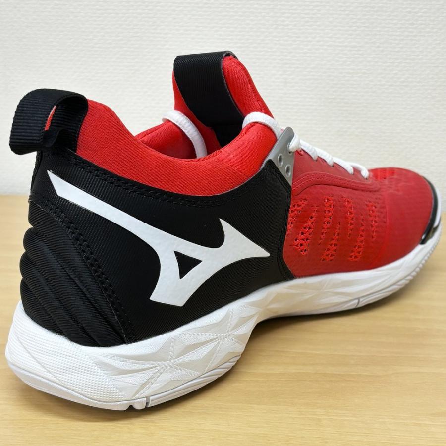 ミズノ　バレーボールシューズ　23cm ウエーブモーメンタム 在庫限りセール】ミズノ(mizuno) バレーボールシューズ ウエーブ