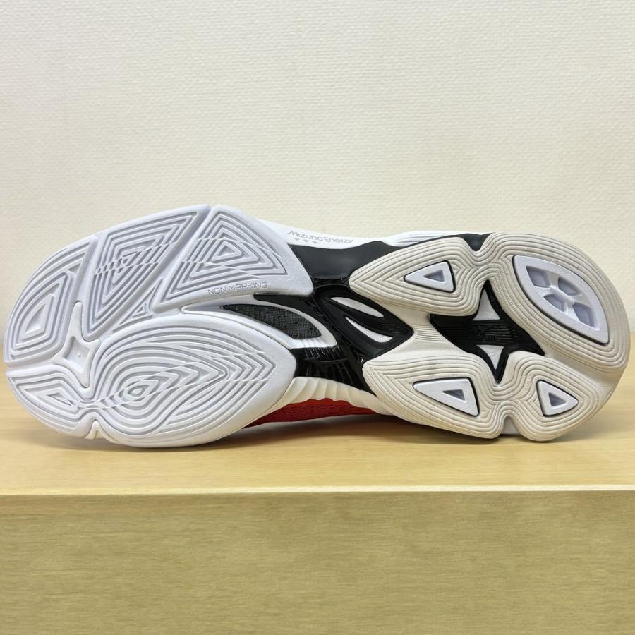 MIZUNOバレーボールシューズ　23.5センチ　美品！ ミズノ（MIZUNO）（メンズ、レディース）バレーボールシューズ