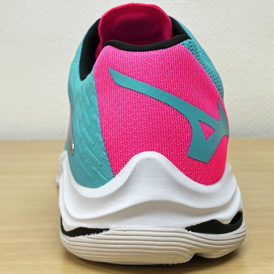 Mizuno バレーボールシューズ ウェーブライトニング新品ふだ付き　24.5㎝ MIZUNO 【サイズ交換送料無料】ミズノ バレーボールシューズ