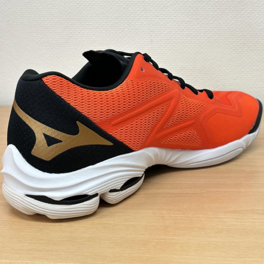 海外モデル　Mizuno バレーボールシューズ 赤コーラルオレンジ/ネイビー 海外モデル Mizuno バレーボールシューズ 赤コーラルオレンジ