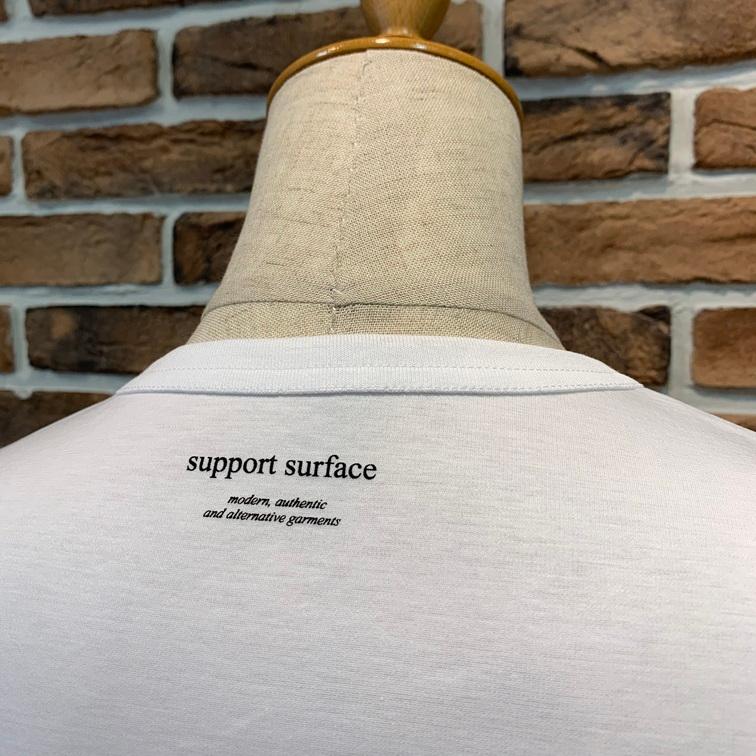 support surface　サポートサーフェス　ロゴプリントＴシャツ support surface（サポートサーフェス） ロゴプリントTシャツ