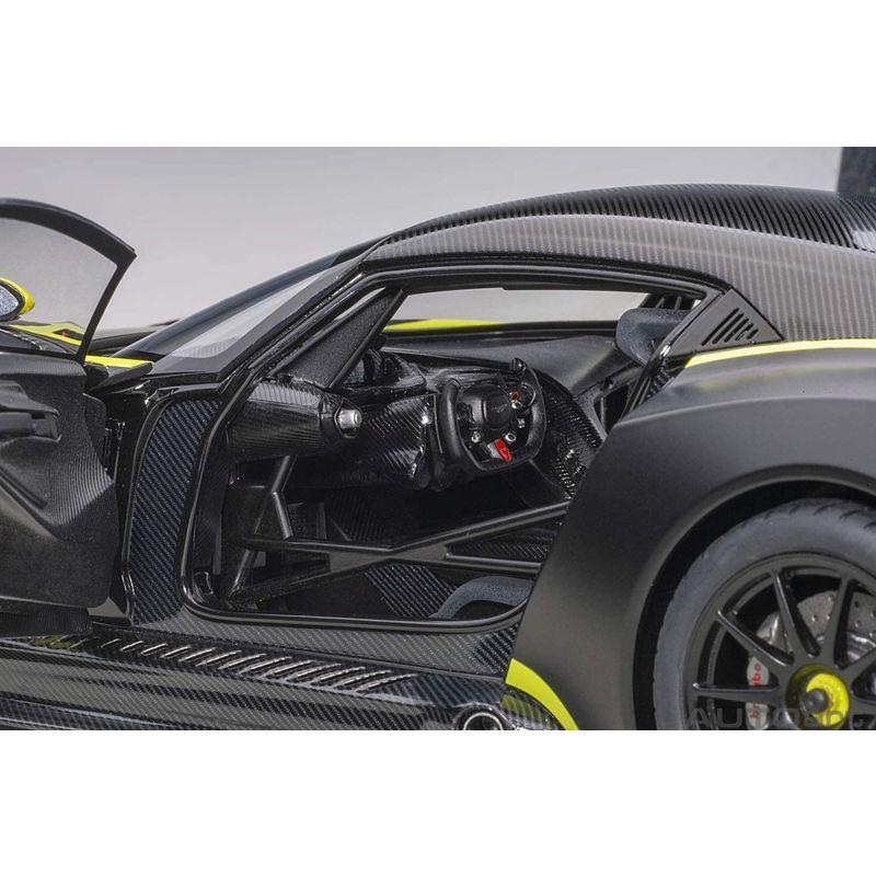 正規品 AUTOart 1/18 アストンマーチン ヴァルカン マット・ブラック/ライムグリーン・ストライプ 完成品 【3266212951】(17558円)