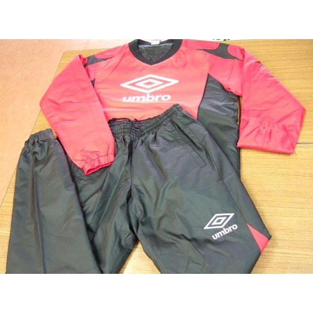 umbro（アンブロ） 定価18,468円 中綿/インシュレーションピステトップ
