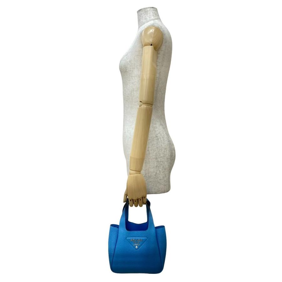 PRADA 未使用保管品 袋付き プラダ 三角ロゴ 金具 ヴィッテロ