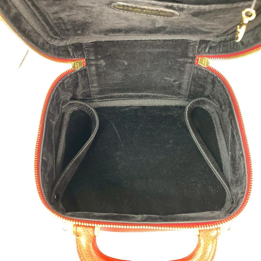 極 美品 袋付 カード シール有 4番台 CHANEL シャネル キャビアスキン 2way ハンドバッグ ショルダーバッグ バニティバッグ レッド d12-8 CHANEL（シャネル） 極 美品 袋付 カード シール有 4番台 キャビア