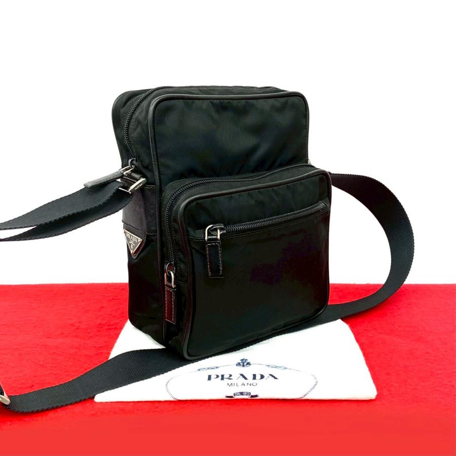 PRADA（プラダ） 極 美品 袋付き 三角ロゴ 金具 ナイロン サフィアーノ