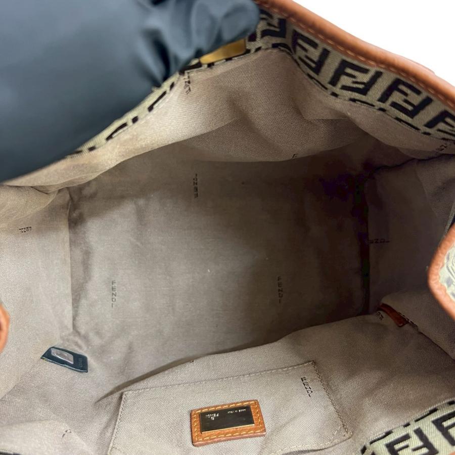 FENDI（フェンディ） 極 美品 袋付き ズッキーノ FF 柄 ロゴ 金具