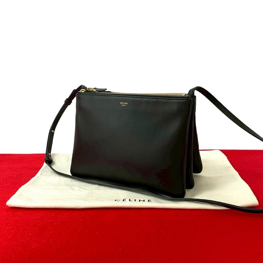 CELINE（セリーヌ） 極 美品 保存袋付き ロゴ トリオ レザー 本