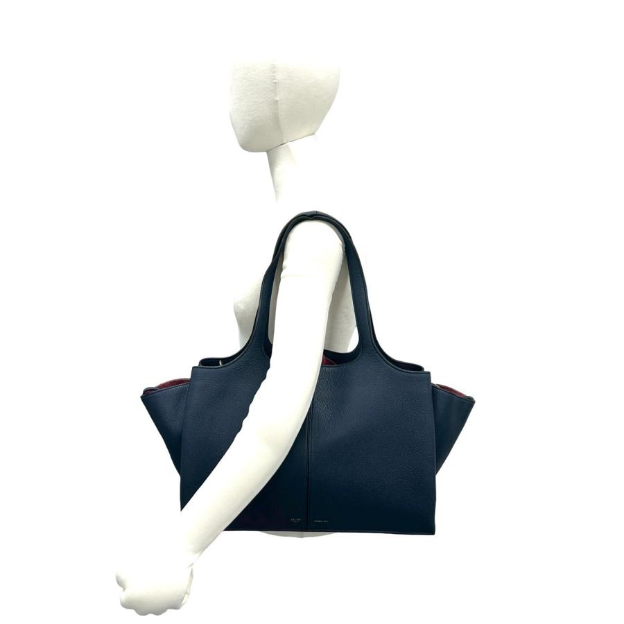 CELINE（セリーヌ） 極 美品 トライフォールド ロゴ レザー 本革