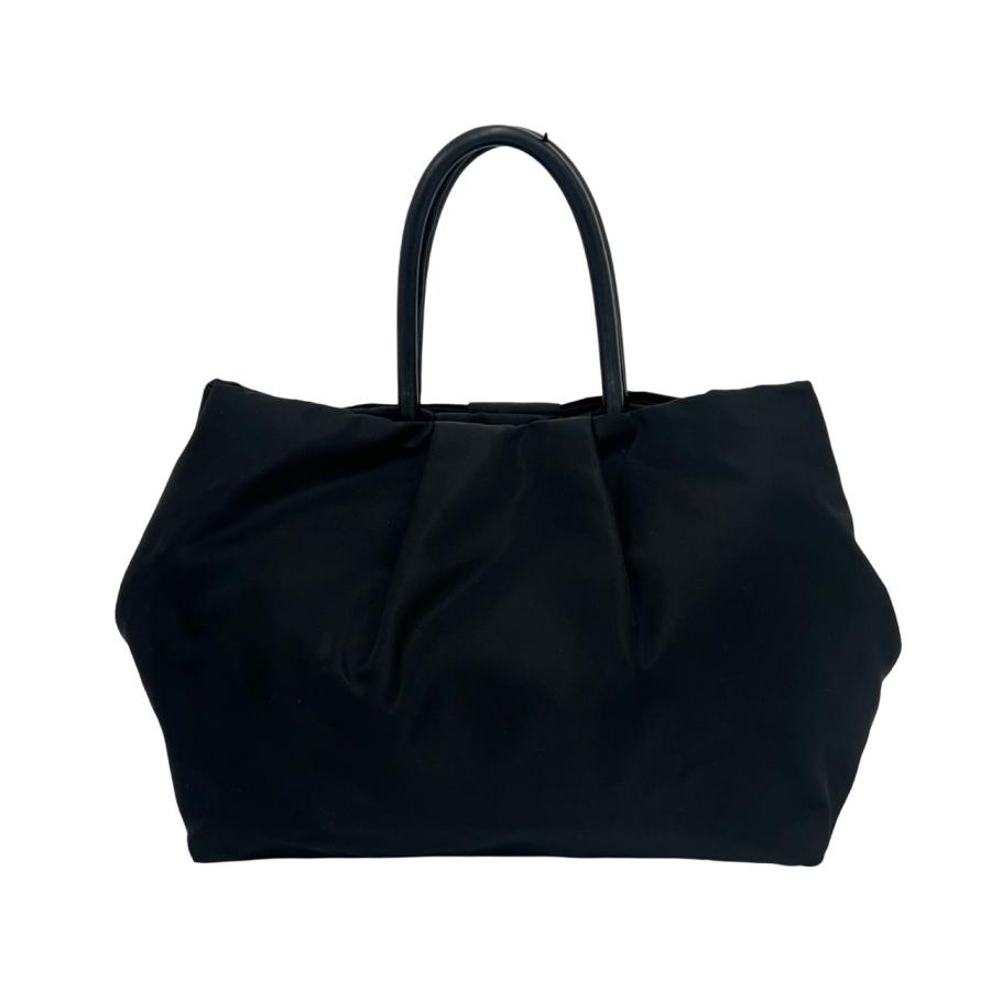 PRADA（プラダ） 極 美品 ロゴ 金具 リボン モチーフ ナイロン レザー