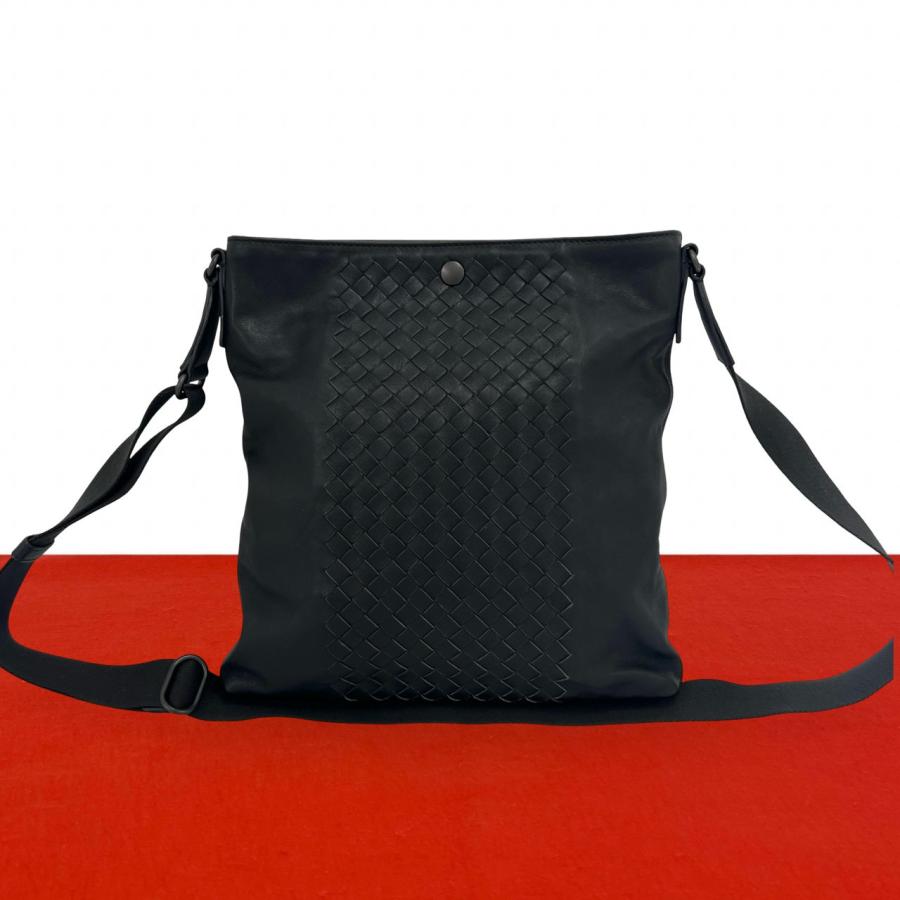 6万→ボッテガヴェネタ■本革レザー イントレチャート ショルダーバッグ■黒 極 美品 BOTTEGA VENETA ボッテガヴェネタ イントレチャート レザー 本