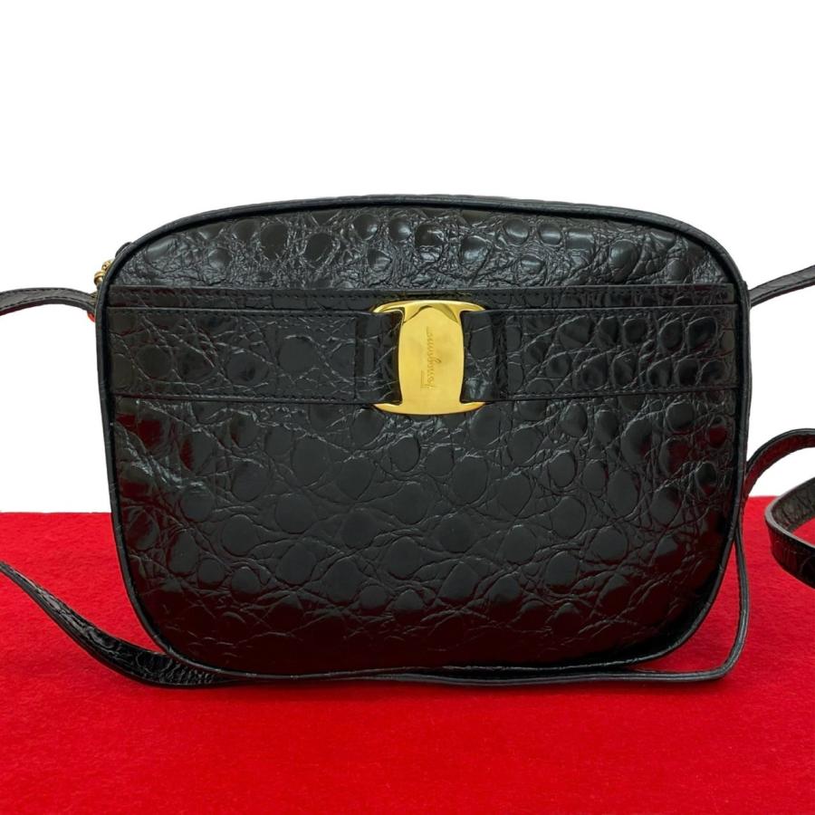 ほぼ未使用 Salvatore Ferragamo サルヴァトーレフェラガモ