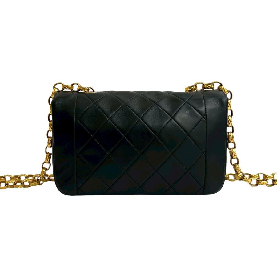 CHANEL（シャネル） 極 美品 シール有 3番台 ダイアナフラップ