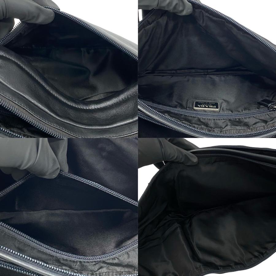 PRADA ブラック ボディバッグ　黒　未使用品 PRADA（プラダ） ほぼ未使用 希少品 ロゴ レザー 本革 ナイロン ボディ