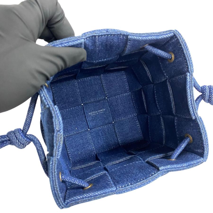 極 美品 BOTTEGA VENETA ボッテガヴェネタ スモールカセット