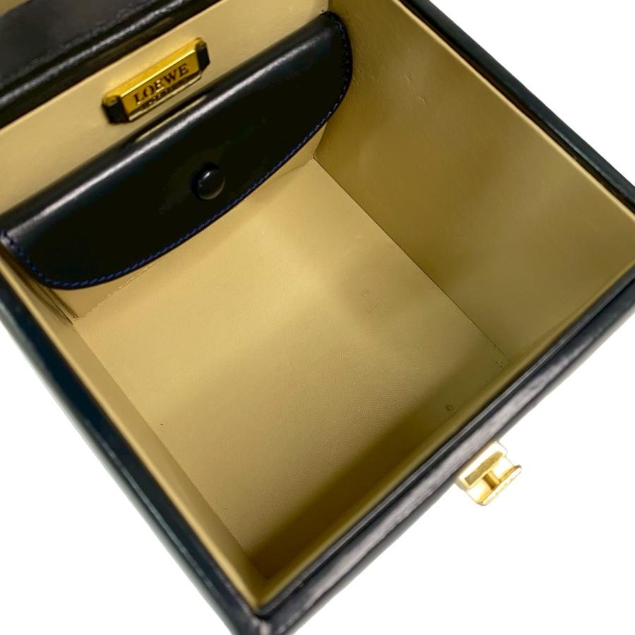 LOEWE（ロエベ） 極 美品 袋付き ヴィンテージ アナグラム ロゴ 金具
