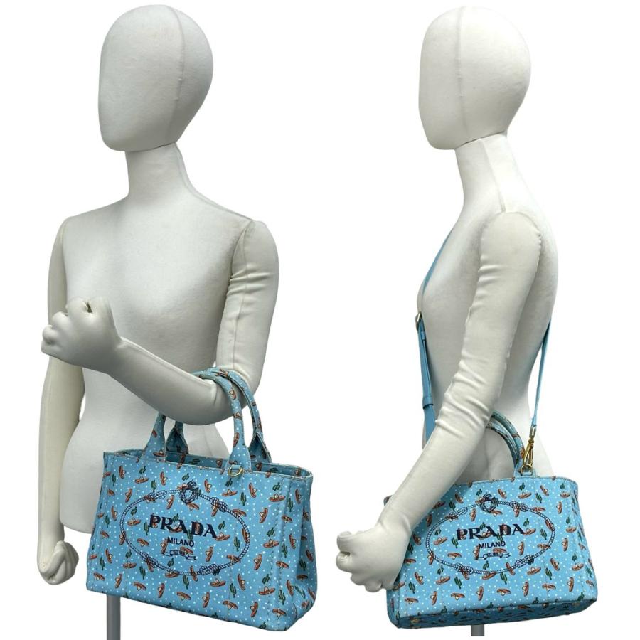 PRADA（プラダ） 極 美品 カナパ 三角ロゴ プレート 金具 キャンバス