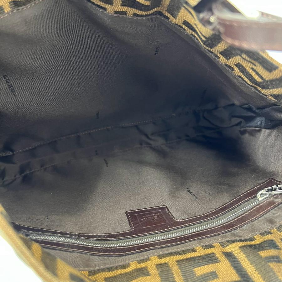 FENDI（フェンディ） 極 美品 ヴィンテージ ズッカ FF 柄 キャンバス
