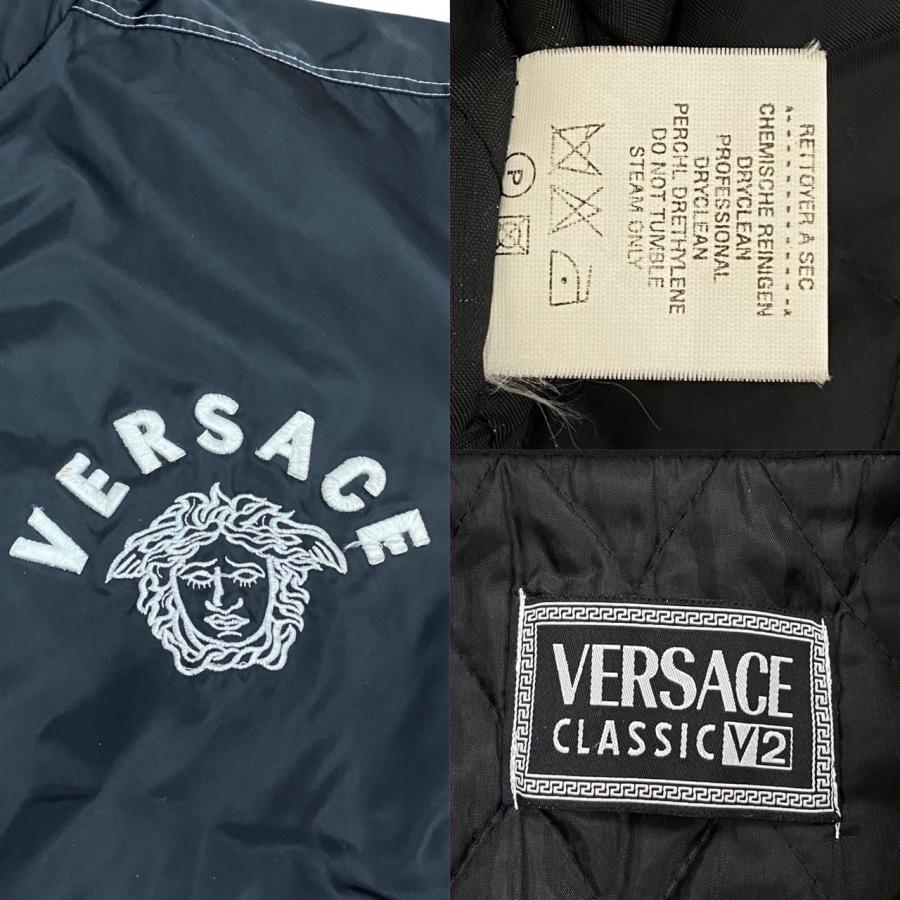 極 美品 VERSACE ヴェルサーチ メデューサ ロゴ 刺繍 ナイロン 極 美品 VERSACE ヴェルサーチ メデューサ ロゴ 刺繍 ナイロン