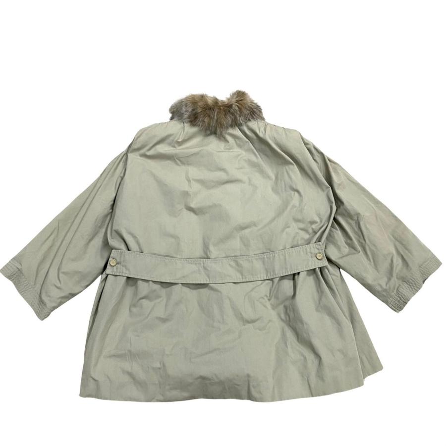 FENDI（フェンディ） 極 美品 FF ロゴ ウッドボタン コットン ラビット