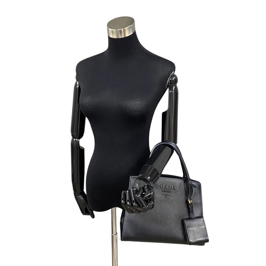 PRADA（プラダ） ほぼ未使用 袋付 モノクローム サフィアーノレザー 
