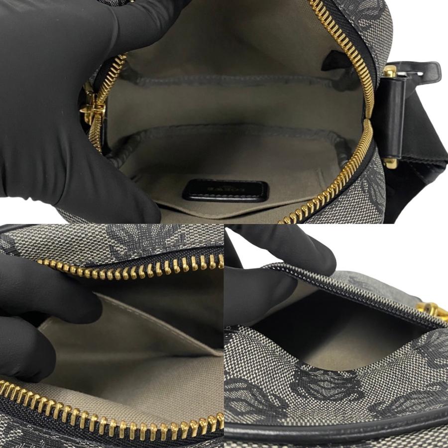 LOEWE 未使用保管品 希少品 ロエベ アナグラム ロゴ 柄 レザー LOEWE 未使用保管品 希少品 ロエベ アナグラム ロゴ 柄 レザー