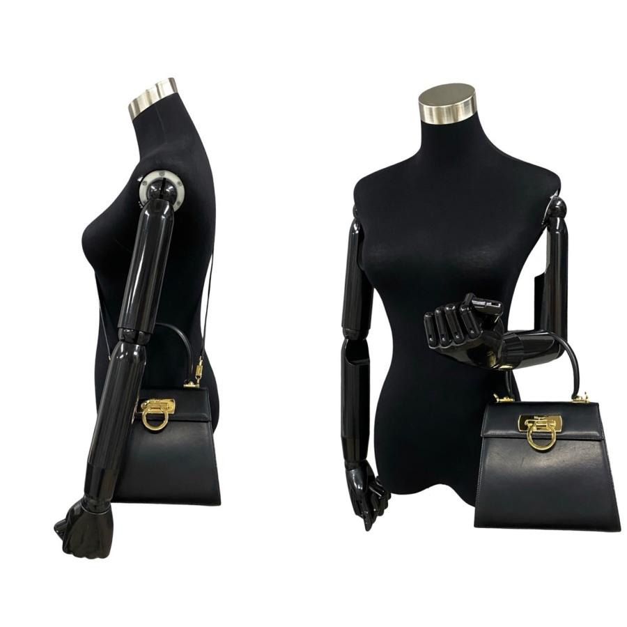 極 美品 Salvatore Ferragamo サルヴァトーレフェラガモ ガンチーニ  