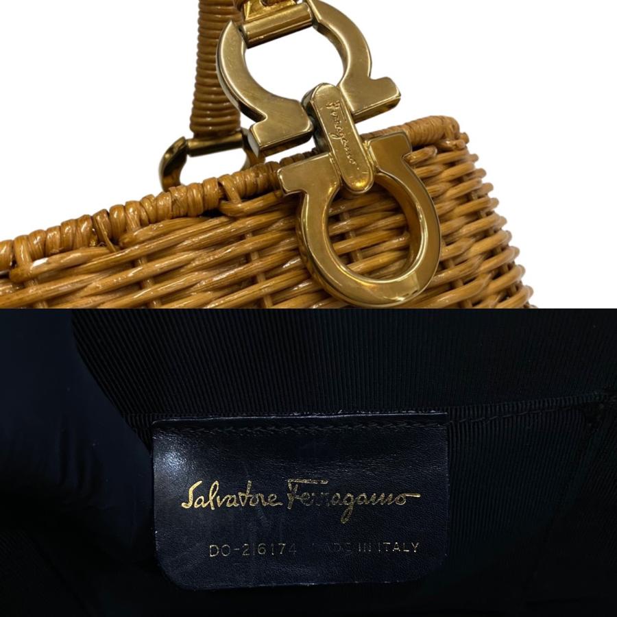 極 美品 保存袋付 Salvatore Ferragamo フェラガモ ガンチーニ 金具 