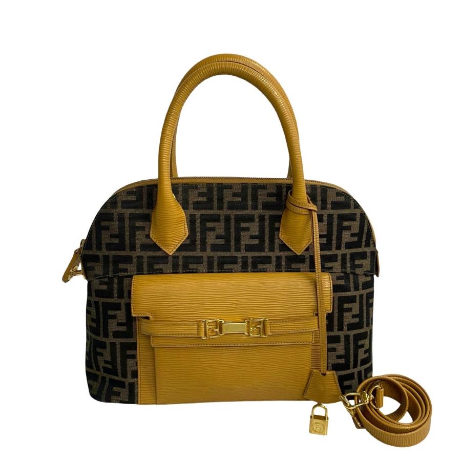FENDI ほぼ未使用 袋 鍵付き フェンディ ズッカ FF 柄 FENDI ほぼ未使用 袋 鍵付き フェンディ ズッカ FF 柄