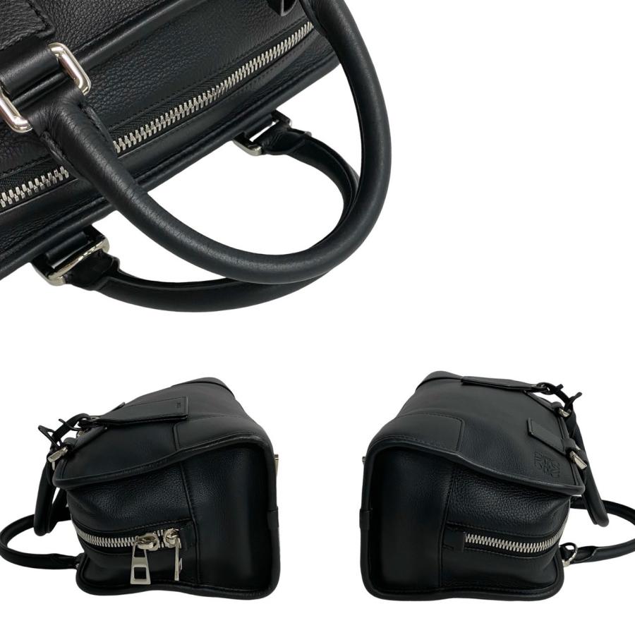 LOEWE ほぼ未使用 希少品 ロエベ アマソナ 28 アナグラム ロゴ LOEWE ほぼ未使用 希少品 ロエベ アマソナ 28 アナグラム ロゴ