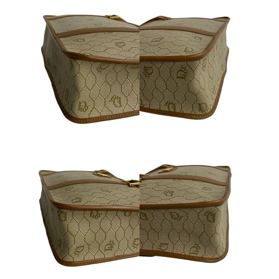 極 美品 Christian Dior クリスチャン ディオール ロゴ 金具 極 美品 Christian Dior クリスチャン ディオール ロゴ 金具