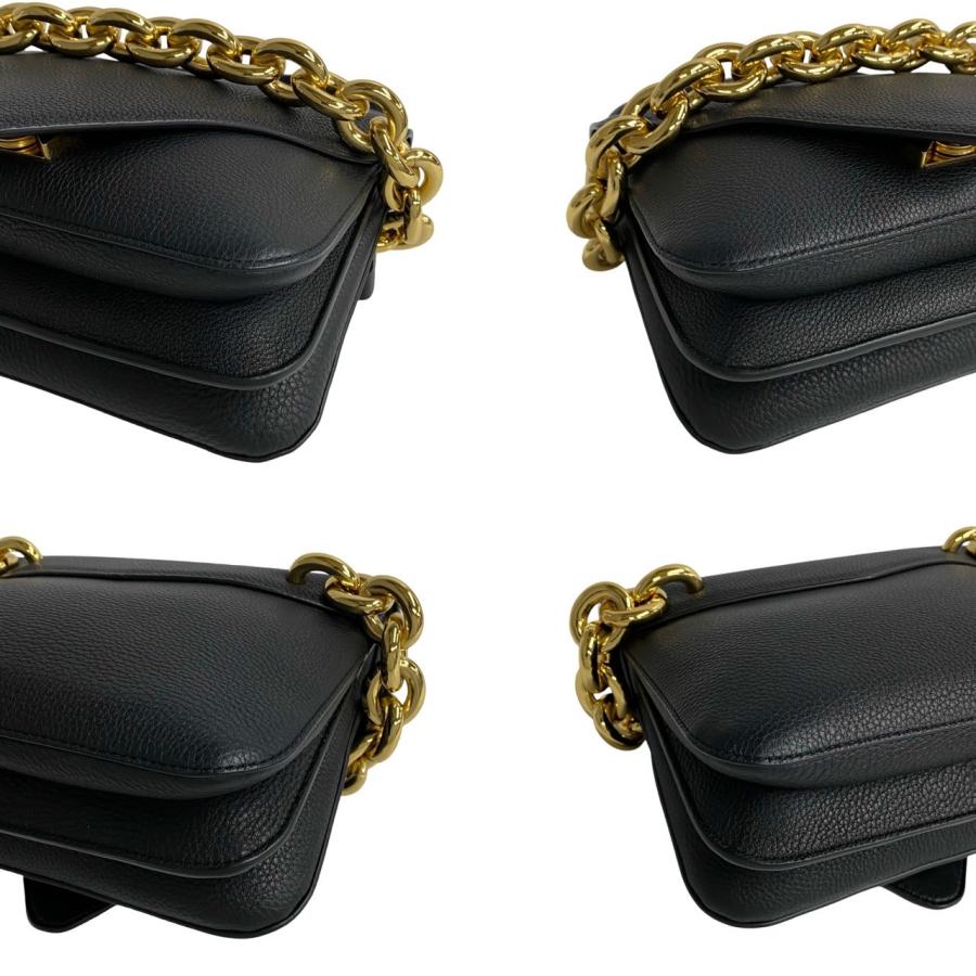 ほぼ未使用 袋付 BOTTEGA VENETA ボッテガヴェネタ マウント ほぼ未使用 袋付 BOTTEGA VENETA ボッテガヴェネタ マウント