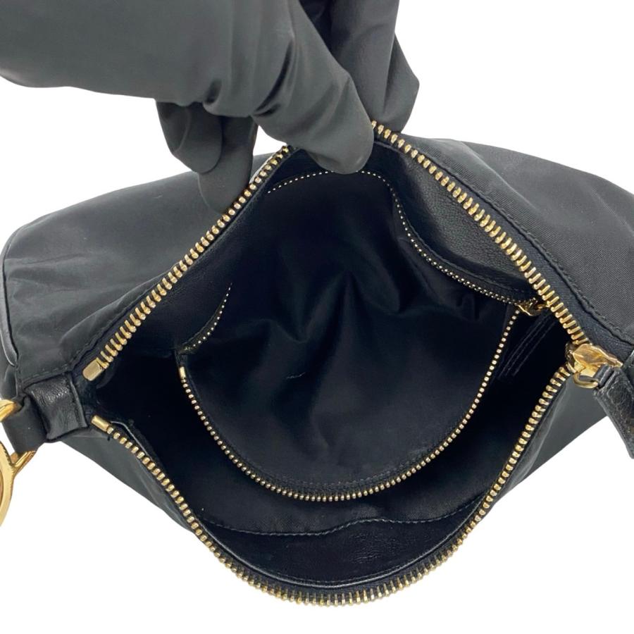 PRADA 極 美品 プラダ 三角ロゴ 金具 ナイロン レザー セミ ワン PRADA 極 美品 プラダ 三角ロゴ 金具 ナイロン レザー セミ ワン