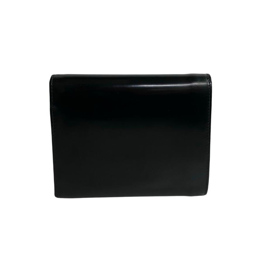 PRADA ほぼ未使用 希少品 箱付 プラダ ロゴ エナメル 二つ折り PRADA ほぼ未使用 希少品 箱付 プラダ ロゴ エナメル 二つ折り