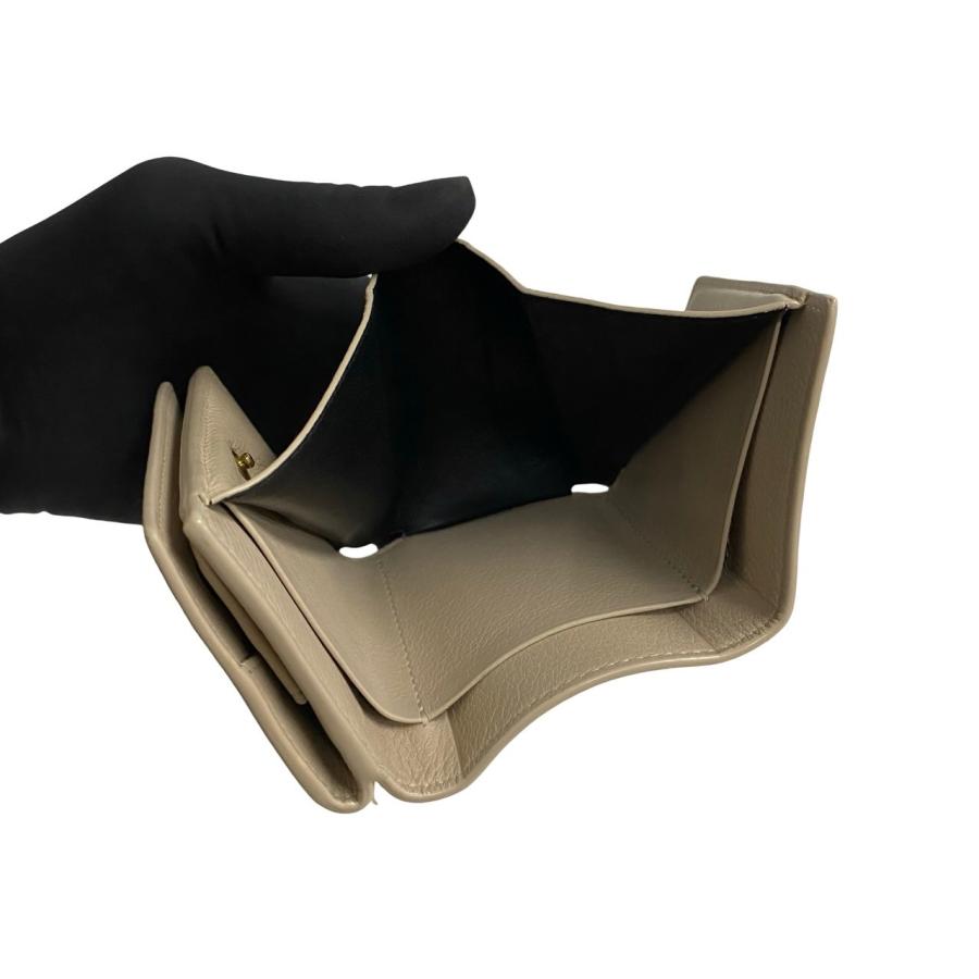 Yves Saint Laurent ほぼ未使用 SAINT LAURENT PARIS サン Yves Saint Laurent ほぼ未使用 SAINT LAURENT PARIS サン