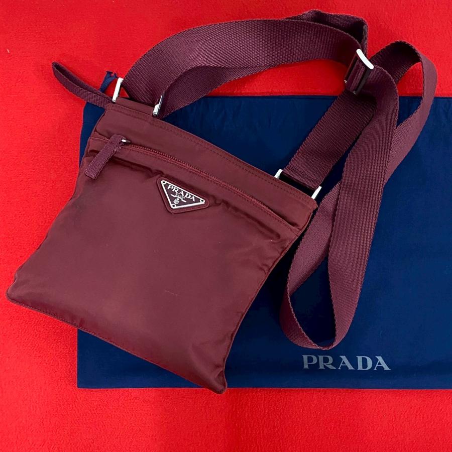 PRADA ショルダーバッグ サコッシュ PRADA(プラダ) / サコッシュ/ショルダーバッグ/ナイロン/KHK