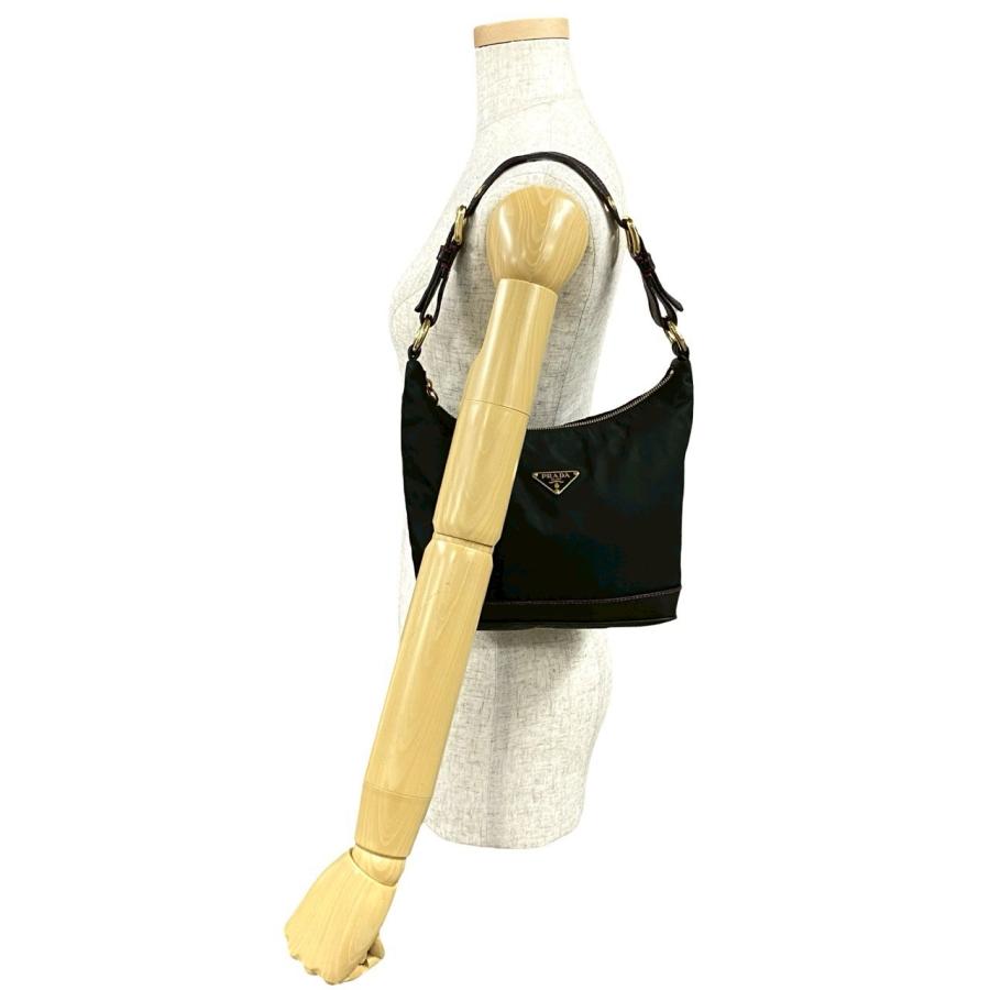 PRADA 極 美品 希少品 プラダ 三角ロゴ 金具 ナイロン レザー 本