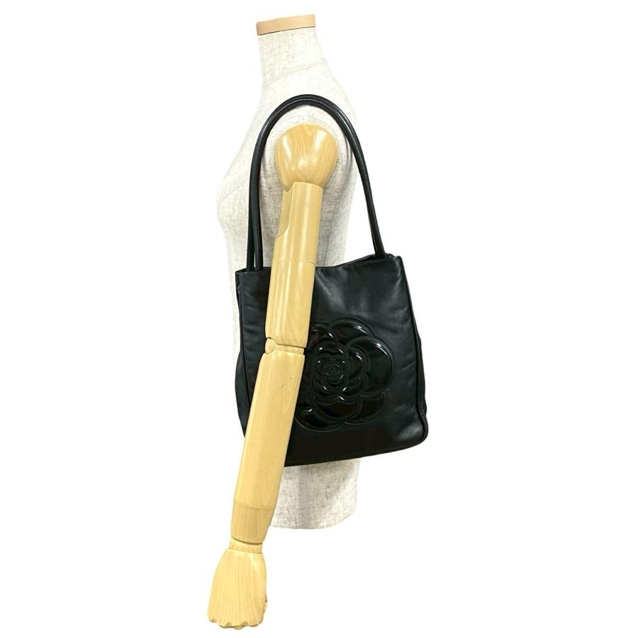 CHANEL（シャネル） 極 美品 カード シール有 8番台 希少品