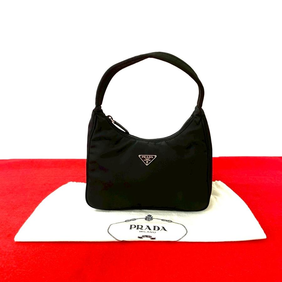 プラダ ナイロン 三角プレートロゴ ハンド バッグ ポーチ ブラック 黒 PRADA - PRADA プラダ 三角 ロゴプレート ナイロン ポーチ 小物