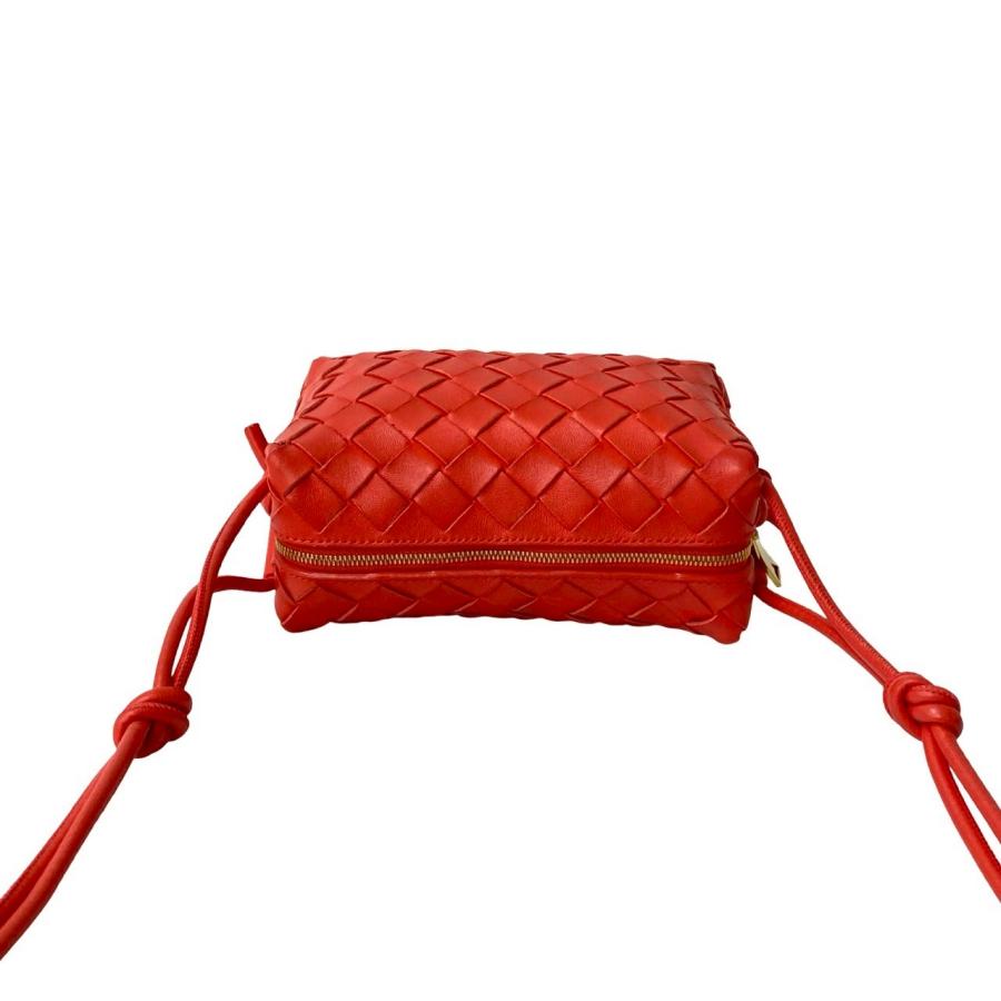 極 美品 袋付き BOTTEGA VENETA ボッテガヴェネタ ミニループ イントレ
