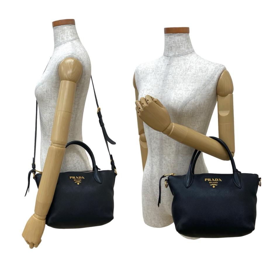 PRADA（プラダ） 極 美品 ロゴ 金具 レザー 本革 2way ハンドバッグ
