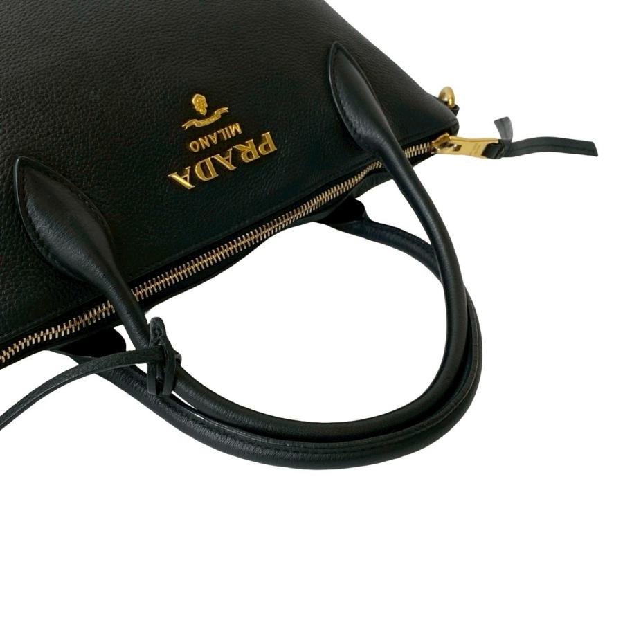 PRADA（プラダ） 極 美品 ロゴ 金具 レザー 本革 2way ハンドバッグ