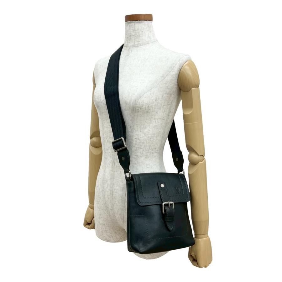 LOUIS VUITTON（ルイ・ヴィトン） 極 美品 箱 袋付き ユタ ユマ レザー 